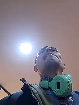 dannnyhot24 online show from October 7, 3:43 am