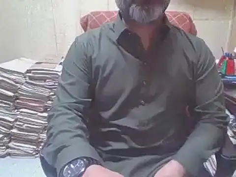 hairymaster95 online show from October 23, 4:27 am