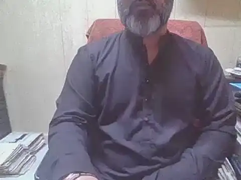 Snapshot of hairymaster95 chatting on September 23, 4:01 am hairymaster95 online show from September 23, 4:01 am
