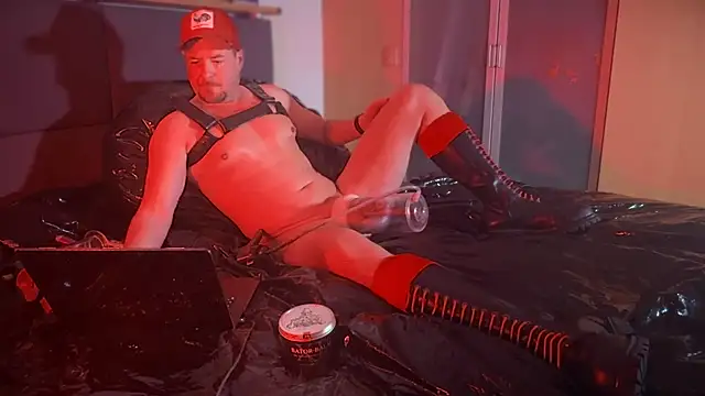 PumpChester82 online show from March 13, 4:45 pm