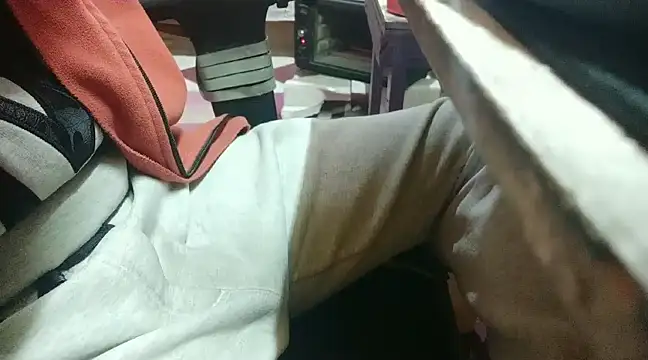 growing20yo online show from December 28, 10:44 pm