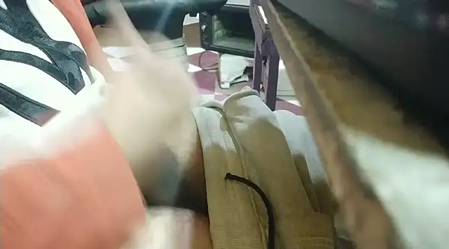 growing20yo online show from January 4, 11:27 pm