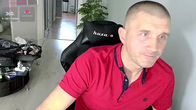 Snapshot of Maribor chatting on October 15, 3:19 pm Maribor online show from October 15, 3:19 pm