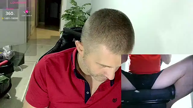 Snapshot of Maribor chatting on October 9, 9:20 pm Maribor online show from October 9, 9:20 pm
