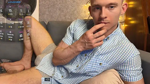 Snapshot of Marvelboy_ chatting on February 11, 10:18 pm Marvelboy online show from February 11, 10:18 pm