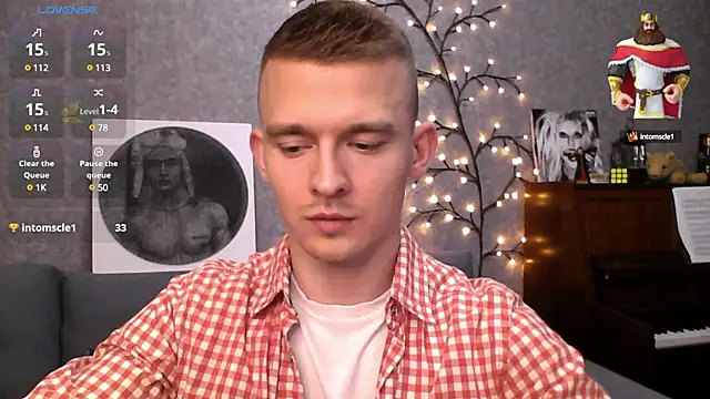 Snapshot of Marvelboy_ chatting on February 5, 9:50 pm Marvelboy online show from February 5, 9:50 pm