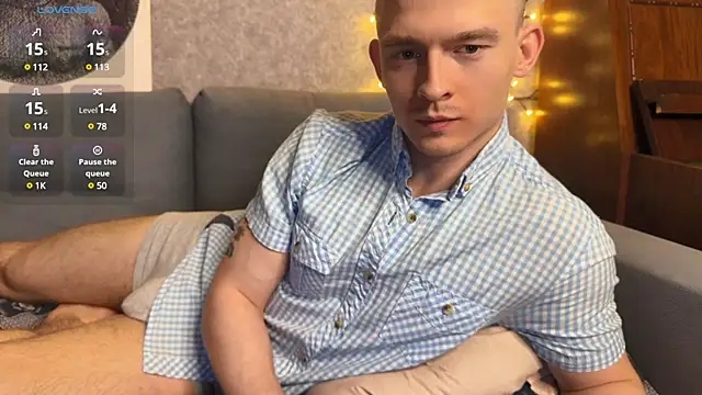 Snapshot of Marvelboy_ chatting on February 13, 10:22 pm Marvelboy online show from February 13, 10:22 pm