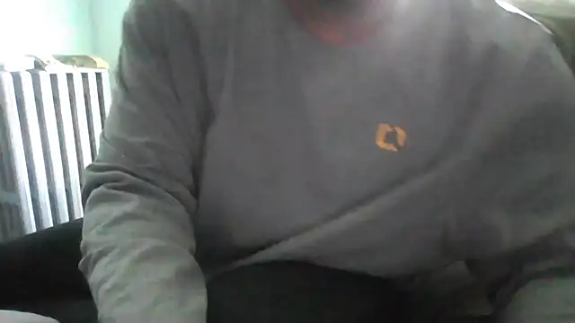 Snapshot of ReeferMadness59 chatting on December 16, 4:16 pm ReeferMadness59 online show from December 16, 4:16 pm