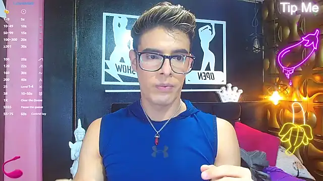 Snapshot of angel_sexyevil chatting on January 17, 12:21 pm angel sexyevil online show from January 17, 12:21 pm