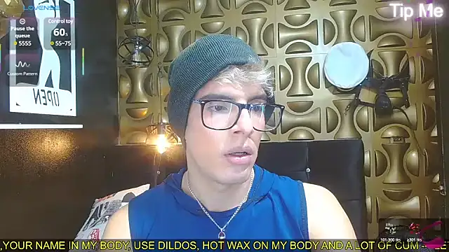 Snapshot of angel_sexyevil chatting on January 31, 12:18 pm angel sexyevil online show from January 31, 12:18 pm