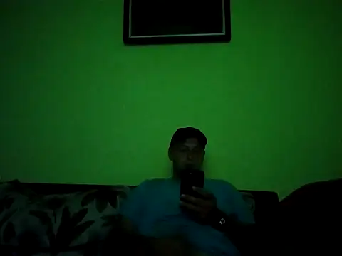 Snapshot of Flakka95 chatting on September 28, 11:47 pm Flakka95 online show from September 28, 11:47 pm