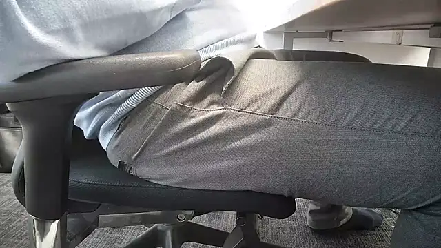 69bezfleku online show from December 17, 8:43 am