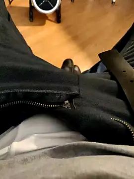 Snapshot of papiculo86 chatting on December 22, 12:28 am papiculo86 online show from December 22, 12:28 am