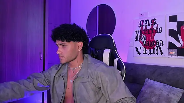 Alessandro Vanni online show from April 13, 9:26 pm