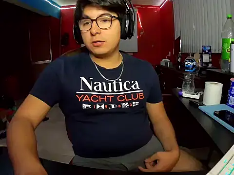 Nathanroberts111 online show from December 28, 6:06 am