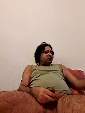 Snapshot of Azad64 chatting on February 21, 11:54 pm Azad64 online show from February 21, 11:54 pm
