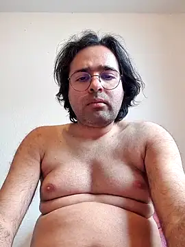Snapshot of Azad64 chatting on March 15, 3:59 pm Azad64 online show from March 15, 3:59 pm