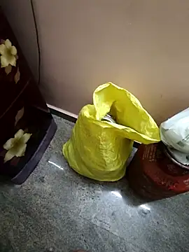 rameshmry1 online show from April 22, 8:46 pm