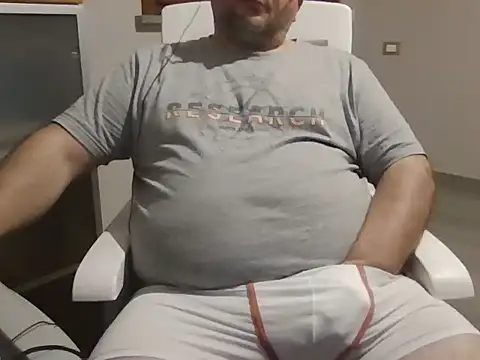 iron boy80 online show from April 17, 9:50 pm