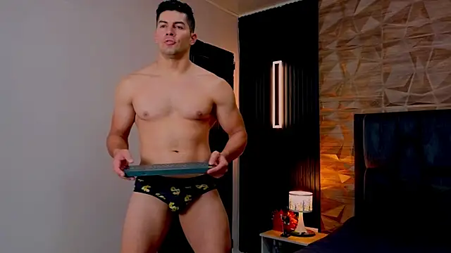 Snapshot of FelipeAndMarcello3 chatting on October 15, 7:43 pm FelipeAndMarcello3 online show from October 15, 7:43 pm