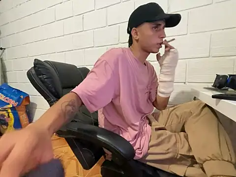 Max TheHorseDick online show from February 28, 4:33 am