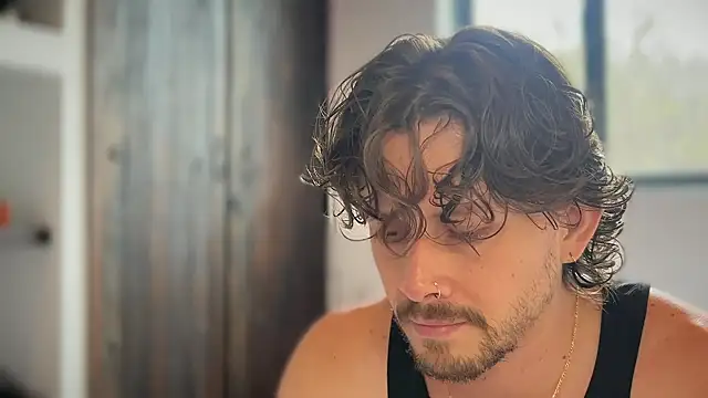 mcklister kinky feets online show from April 22, 8:13 pm