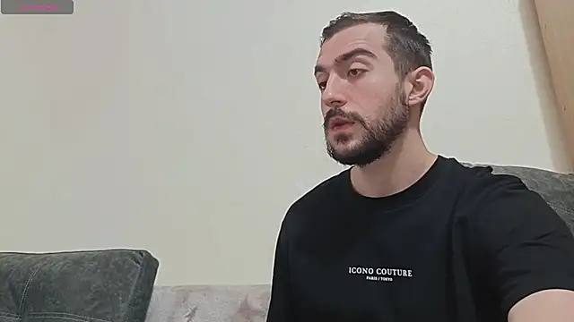 Dylan Best online show from October 26, 6:48 am