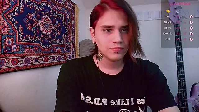 Snapshot of sademobeer chatting on March 15, 11:50 pm sademobeer online show from March 15, 11:50 pm