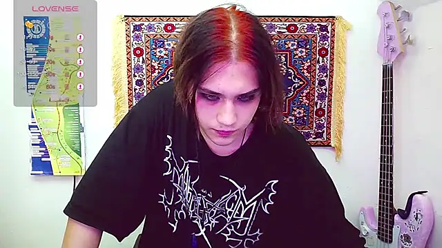 Snapshot of sademobeer chatting on March 2, 7:41 pm sademobeer online show from March 2, 7:41 pm