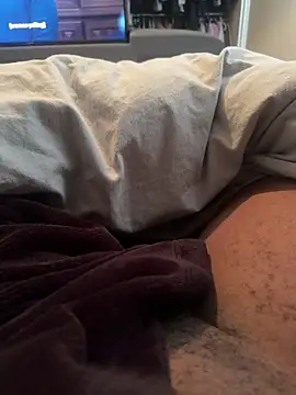 chocolatelongstrokes online show from March 13, 1:19 pm