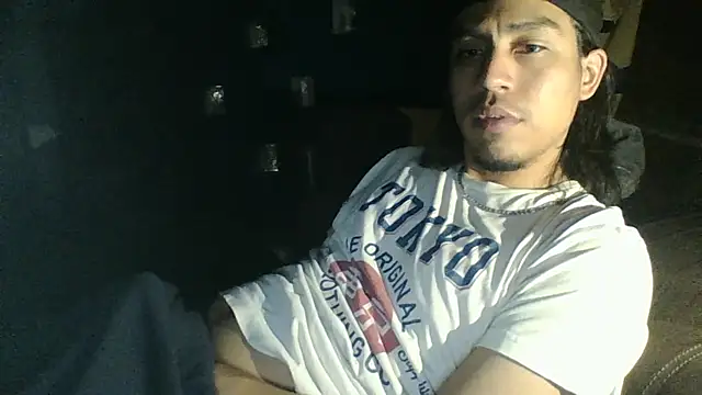 AlexAlejandro13 online show from March 23, 7:25 am