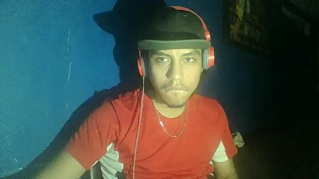 AlexAlejandro13 online show from October 3, 7:24 am