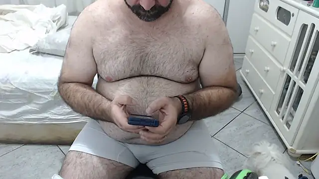 MysterBearMG online show from October 28, 11:51 pm