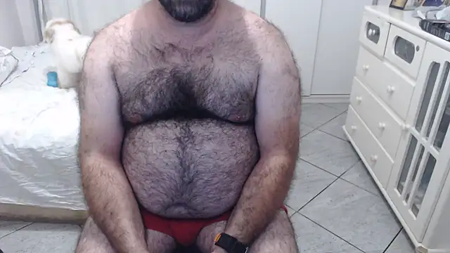 Snapshot of MysterBearMG chatting on March 9, 11:03 pm MysterBearMG online show from March 9, 11:03 pm