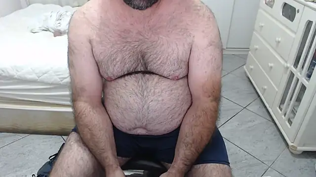 MysterBearMG online show from November 20, 1:16 am