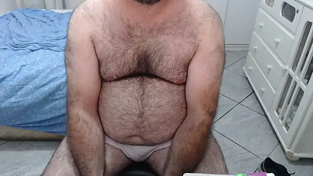 MysterBearMG online show from December 15, 10:51 pm