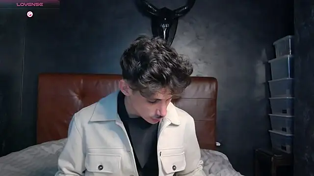 DanielCrush1 online show from January 6, 8:24 pm