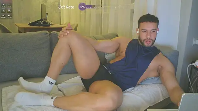 izaak lover online show from February 9, 12:40 am