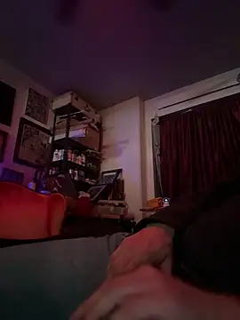 htk1975 online show from February 2, 8:02 am