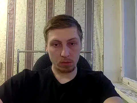 Snapshot of darienlarge chatting on December 2, 12:49 pm darienlarge online show from December 2, 12:49 pm