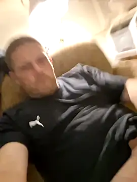 curiouscock38 online show from October 26, 8:49 am