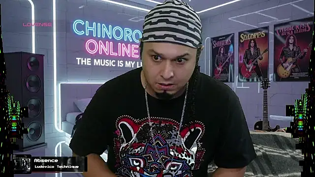 Snapshot of chino_roz chatting on October 9, 6:29 am chino roz online show from October 9, 6:29 am