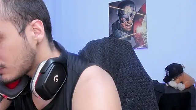 AlexRivera6 online show from December 10, 12:34 am