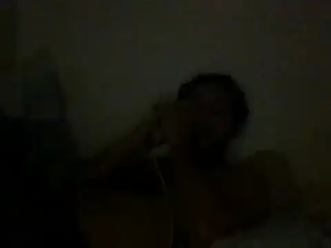 Snapshot of XjjripppX chatting on October 13, 3:40 pm XjjripppX online show from October 13, 3:40 pm