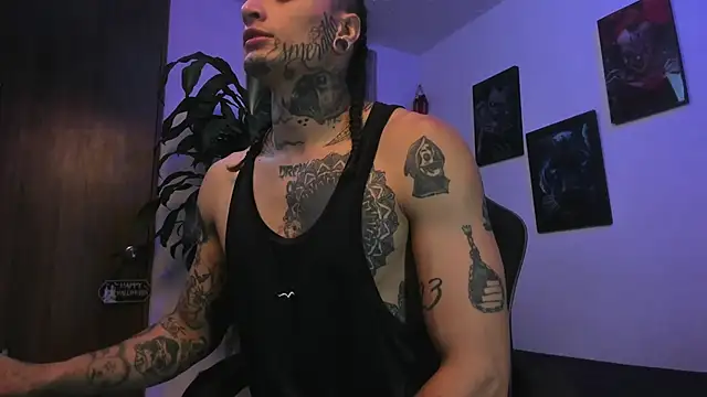 Snapshot of Ryuk_it chatting on October 15, 1:41 pm Ryuk it online show from October 15, 1:41 pm