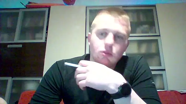 Snapshot of Matttthees chatting on March 18, 4:07 am Matttthees online show from March 18, 4:07 am