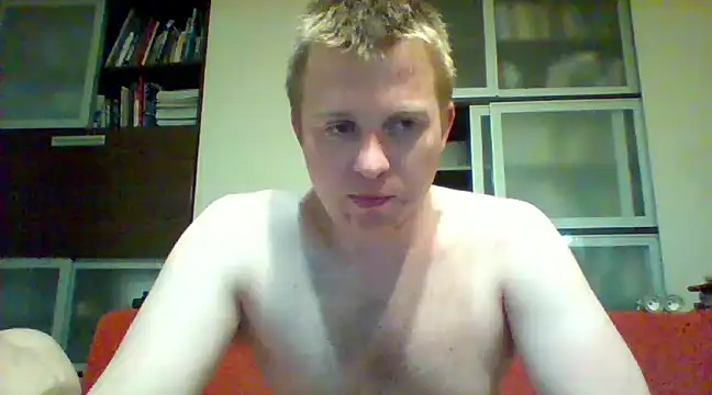 Snapshot of Matttthees chatting on March 9, 7:26 pm Matttthees online show from March 9, 7:26 pm