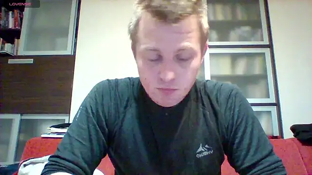 Snapshot of Matttthees chatting on December 30, 3:57 pm Matttthees online show from December 30, 3:57 pm