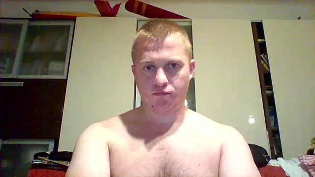 Snapshot of Matttthees chatting on October 13, 1:33 am Matttthees online show from October 13, 1:33 am
