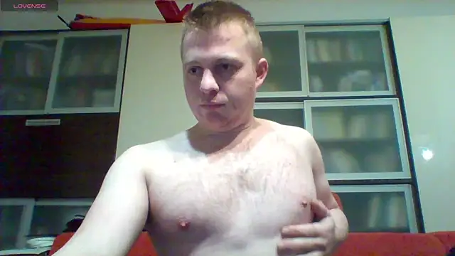 Snapshot of Matttthees chatting on February 5, 6:13 am Matttthees online show from February 5, 6:13 am